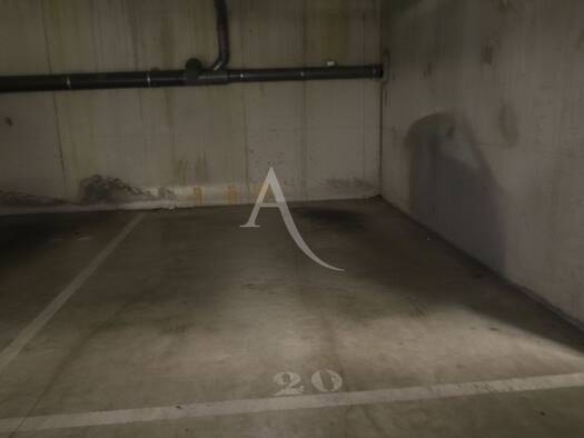 Parking à vendre 19 000 € 16 m² Centre Romainville 93230