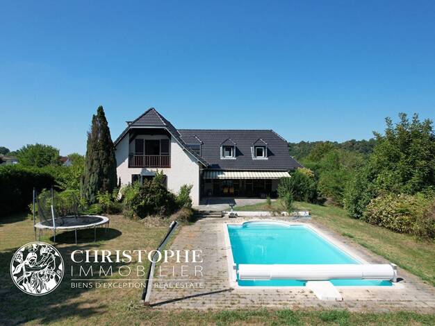 Maison à vendre 520 000 € 8 pièces 6 chambres 290 m² 1 800 m² de terrain Oloron-Sainte-Marie 64400
