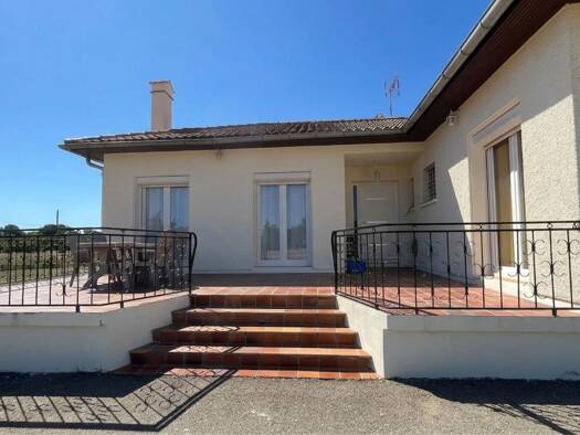 Maison de plain-pied à vendre 280 000 € 5 pièces 3 chambres 96 m² 2 900 m² de terrain Saint-Jory 31790