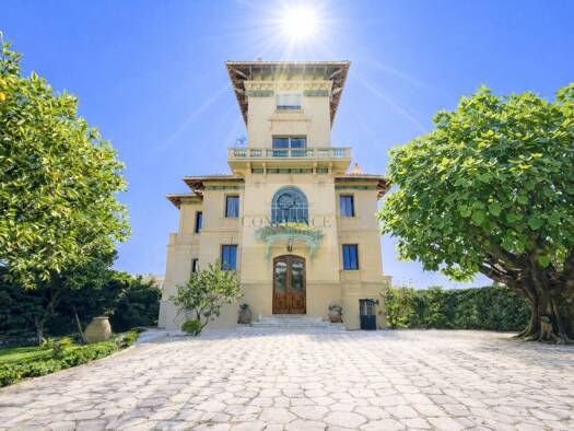 Villa à vendre 2 880 000 € 11 pièces 7 chambres 750 m² 1 244 m² de terrain Valrose Nice 06100