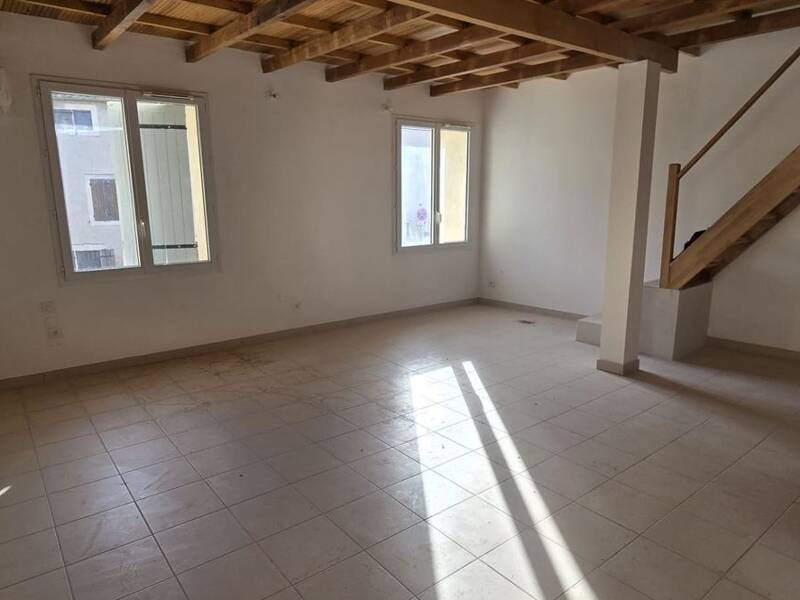 Maison à louer, 120m², SAINT SATURNIN LES AVIGNON