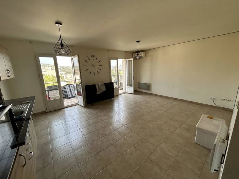 Maison à louer, 42m², SEPTEMES LES VALLONS