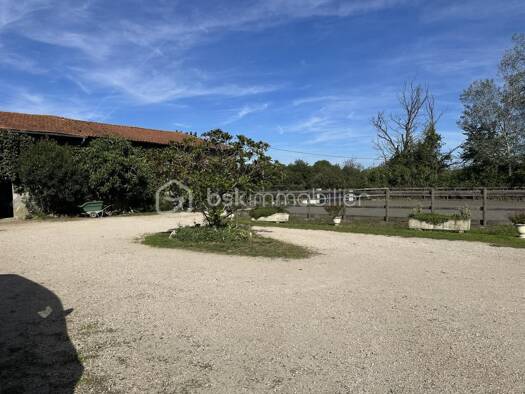 Maison à vendre 477 000 € 5 pièces 3 chambres 210 m² 100 000 m² de terrain Capitole Toulouse 31000
