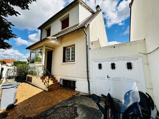 Maison de ville à vendre 659 200 € 5 pièces 3 chambres 150 m² 395 m² de terrain Europe-Les Marolles Chatou 78400