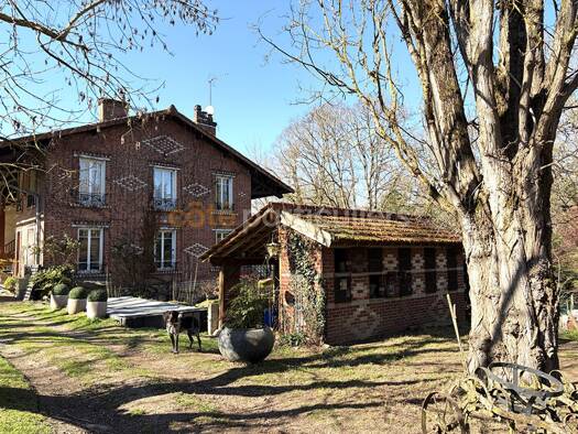 Maison à vendre 1 125 000 € 6 pièces 4 chambres 215 m² 3 228 m² de terrain Courcelles Gif-sur-Yvette 91190