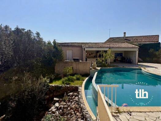 Maison à vendre 945 000 € 6 pièces 5 chambres 420 m² 2 533 m² de terrain Centre Ville Frontignan 34110