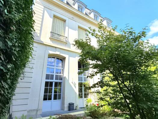 Appartement à vendre 319 900 € 3 pièces 2 chambres 96,1 m² RDC/4 Pontoise 95300