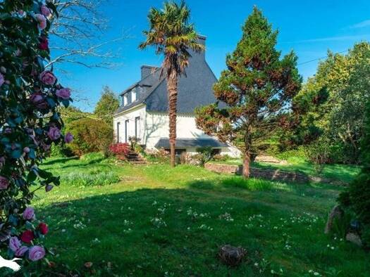 Maison à vendre 317 700 € 6 pièces 4 chambres 146 m² 5 580 m² de terrain Nord Trégunc 29910