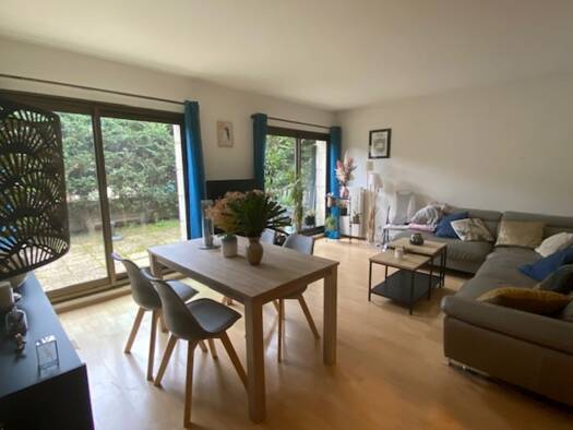 Appartement à louer 1 395 € 3 pièces 2 chambres 65 m² RDC/3 Foch Maisons-Laffitte 78600