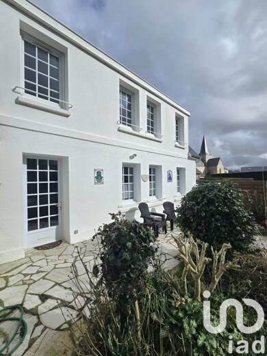 Maison à vendre 275 000 € 7 pièces 6 chambres 163 m² 338 m² de terrain Bordeaux-Saint-Clair 76790