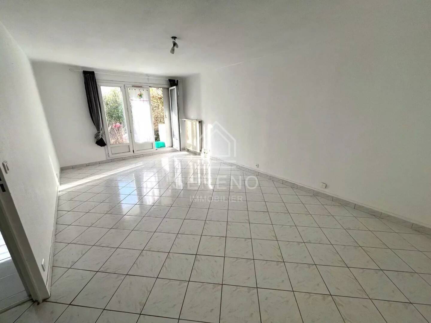 Maison à louer, 48m², COURCOURONNES