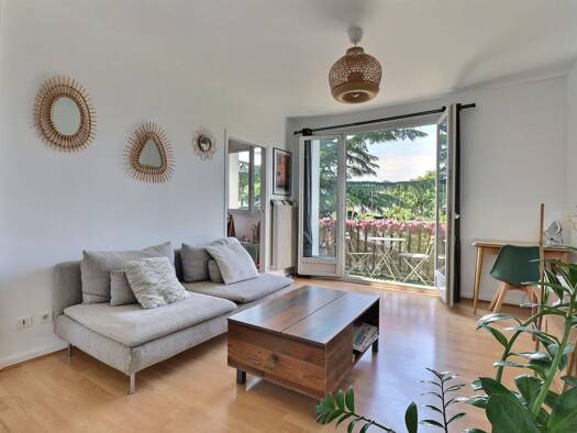 Appartement à vendre 297 000 € 3 pièces 2 chambres 53 m² Étage 2/2 Béranger-Savoie Châtillon 92320