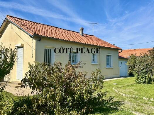 Maison à vendre 231 000 € 4 pièces 3 chambres 71 m² 670 m² de terrain Royan 17200