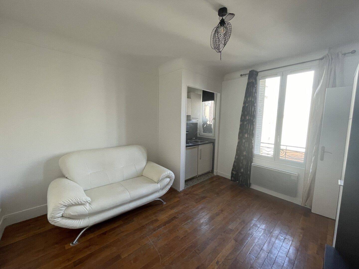 Maison à louer, 35m², COURBEVOIE