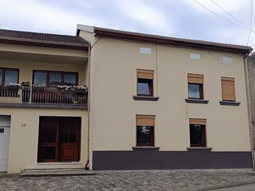 Maison à vendre 199 000 € 7 pièces 4 chambres 195,2 m² 1 428 m² de terrain Chateau-Rouge 57320