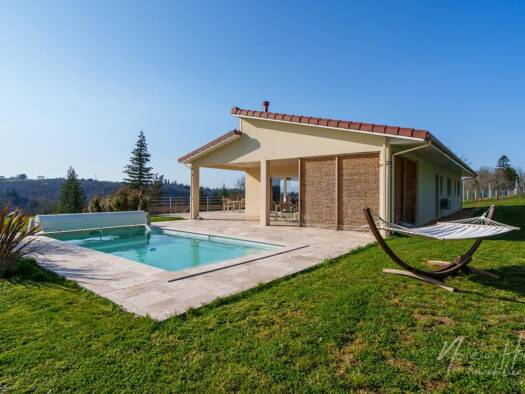 Maison à vendre 443 100 € 7 pièces 4 chambres 182 m² 2 000 m² de terrain Sud Condat-sur-Vienne 87920