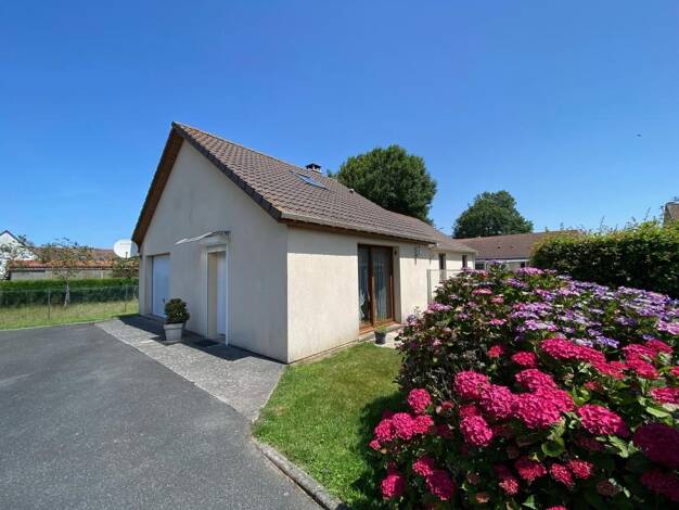 Maison à vendre 232 000 € 5 pièces 4 chambres 102,4 m² 1 136 m² de terrain Petit-Caux 76370