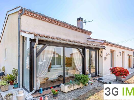 Maison de plain-pied à vendre 175 000 € 4 pièces 3 chambres 107 m² 930 m² de terrain Castelnaud-de-Gratecambe 47290