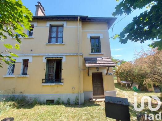 Maison à vendre 190 000 € 5 pièces 3 chambres 96 m² 340 m² de terrain Nord Ouest Champagne-sur-Seine 77430