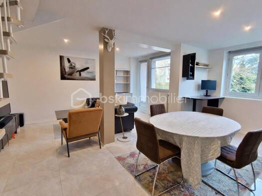 Duplex à vendre 425 000 € 4 pièces 3 chambres 80 m² Étage 1/10 Porchefontaine Versailles 78000