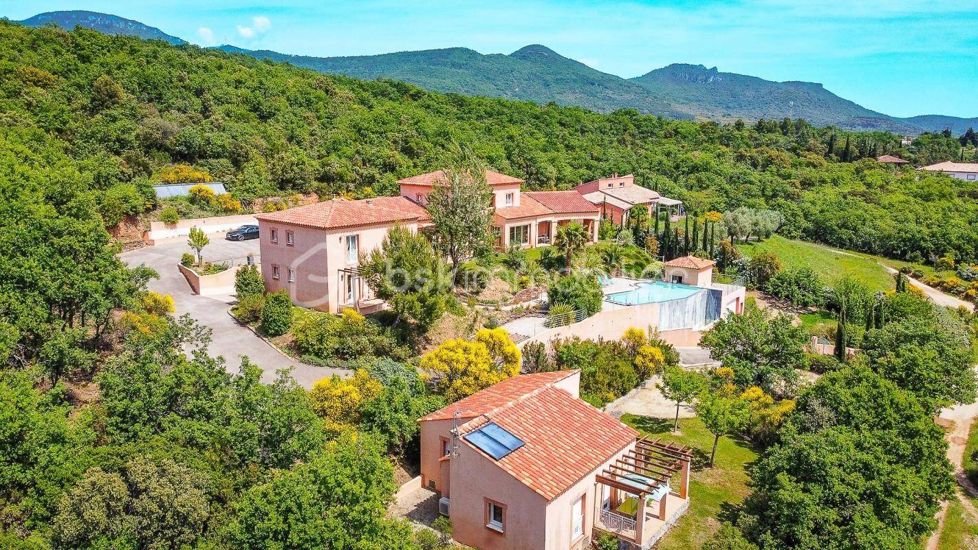 Maison à vendre, 490m², SAINT JEAN DE LA BLAQUIERE