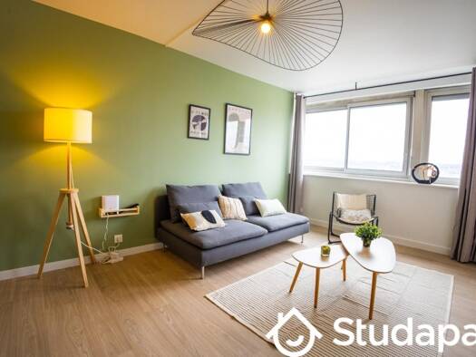 Colocation à louer 449 € 1 pièce 5 chambres 10 m² 13ème étage Centre Ville-Charles III Nancy 54000