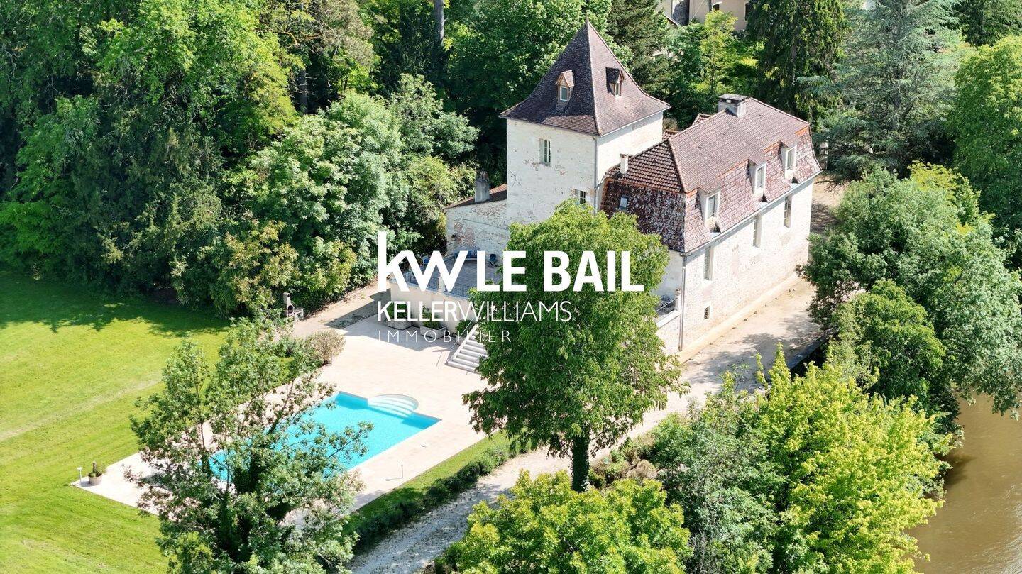 Maison à vendre, 435m², PUY L'EVEQUE