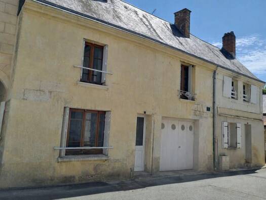 Maison à vendre 129 000 € 7 pièces 4 chambres 151 m² 372 m² de terrain Villedieu-le-Château 41800