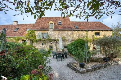 Maison à vendre 878 800 € 31 pièces 7 chambres 560 m² 6 848 m² de terrain Nadaillac de Rouge 46350