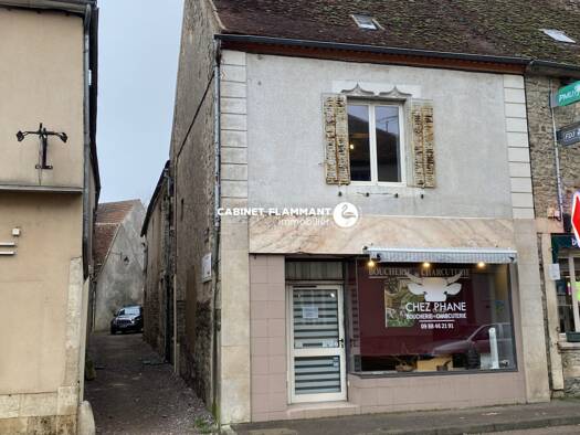 Immeuble à vendre 128 400 € 198 m² Époisses 21460