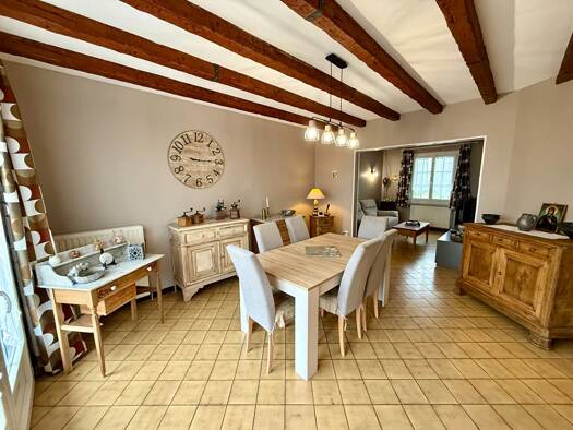 Maison à vendre 171 093 € 4 pièces 3 chambres 93 m² 1 110 m² de terrain Le Veurdre 03320