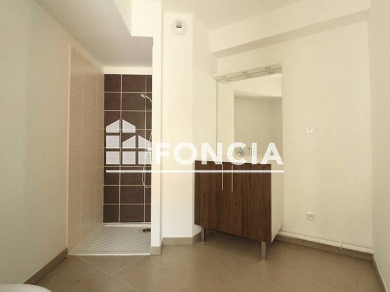 Maison à louer, 47m², NIMES