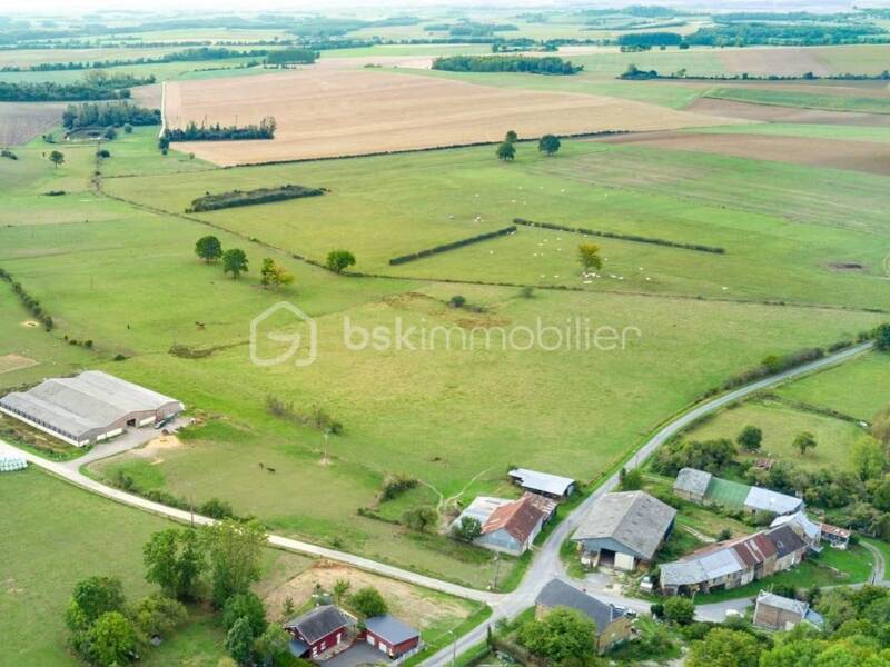 Maison à vendre, 2112m², NOVION PORCIEN
