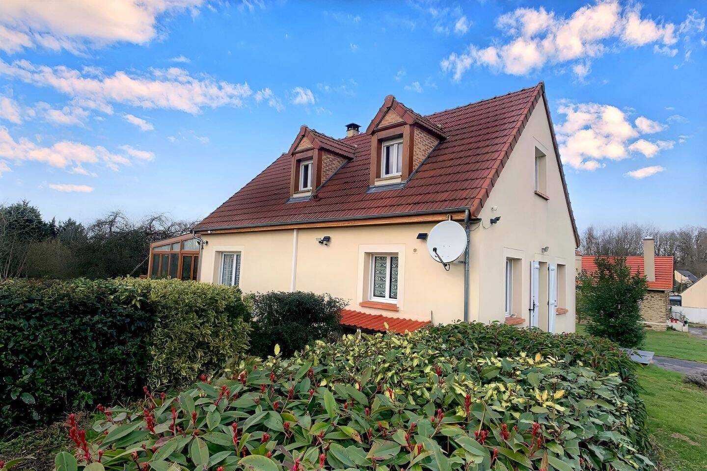 Maison à vendre, 142m², SAINT JEAN LES DEUX JUMEAUX