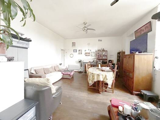 Appartement à vendre 79 000 € 3 pièces 2 chambres 83,6 m² RDC Lézignan-Corbières 11200