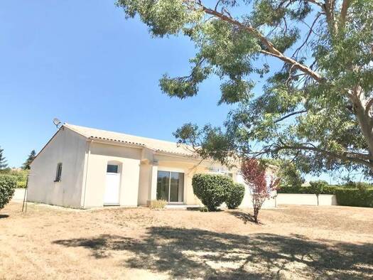 Maison à vendre 185 000 € 3 pièces 2 chambres 89 m² 1 200 m² de terrain Châteauneuf-sur-Charente 16120