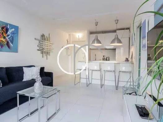Appartement à vendre 479 000 € 2 pièces 1 chambre 44,64 m² Étage 1/11 Centre-ville Cannes 06400