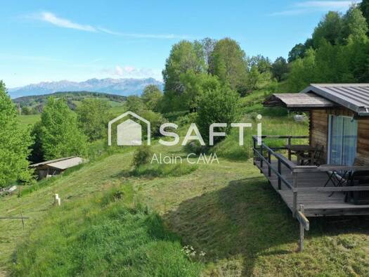 Chalet à vendre 165 000 € 2 pièces 1 chambre 41 m² 1 928 m² de terrain Montclar 04140