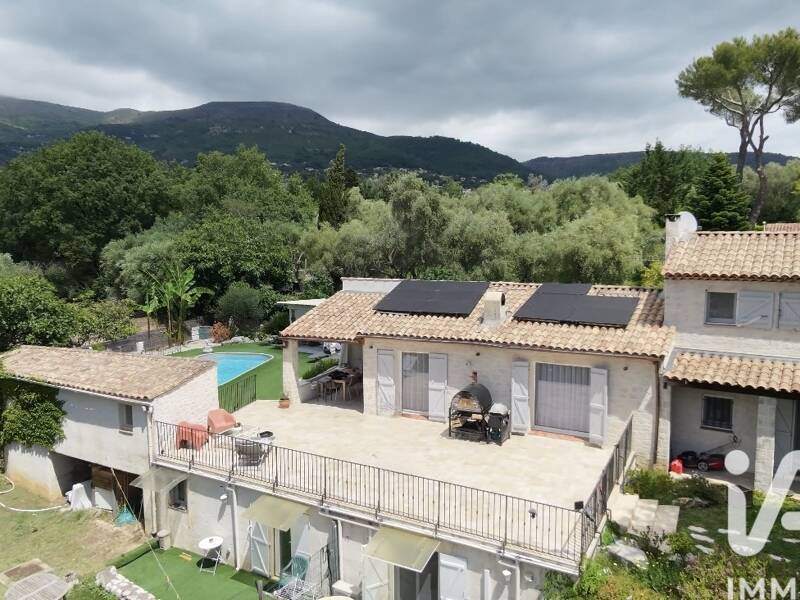 Maison à vendre, 217m², TOURRETTES SUR LOUP