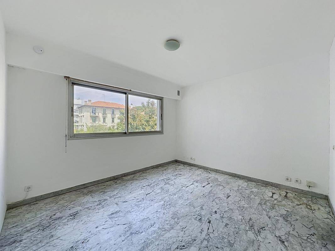 Maison à louer, 31m², CANNES