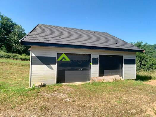 Garage/Stationnement à vendre 58 000 € 75 m² Moutier-Rozeille 23200