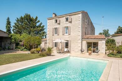 Maison à vendre 580 000 € 10 pièces 6 chambres 237 m² 1 745 m² de terrain Quartier Nord Niort 79000