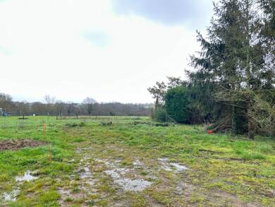 Terrain constructible à vendre 81 300 € 599 m² de terrain La Remaudiere 44430