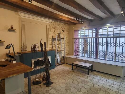 Immeuble à vendre 96 000 € 70 m² La Roche-Posay 86270