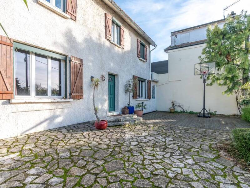 Maison à vendre, 170m², SAINT MAUR DES FOSSES