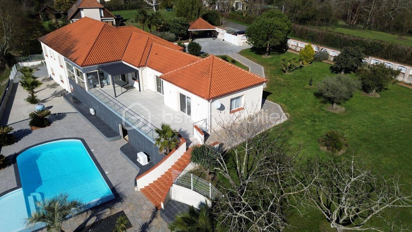 Maison à vendre, 280m², PAU