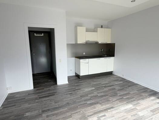 Appartement à louer 800 € 2 pièces 1 chambre 35,8 m² Étage 6/7 Chambéry 73000