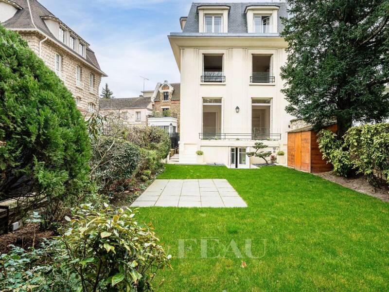 Maison à louer, 269m², NEUILLY SUR SEINE