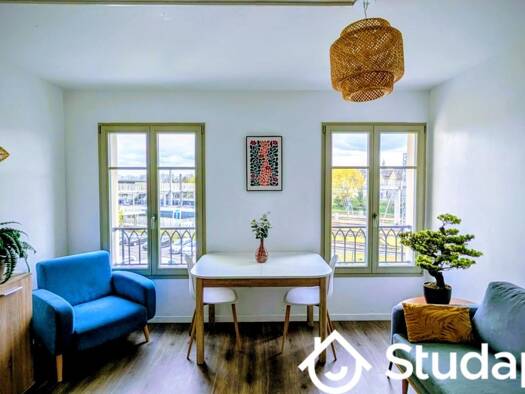 Colocation à louer - logement étudiant 580 € 1 pièce 4 chambres 10 m² 2ème étage Centre Ville Pontoise 95300