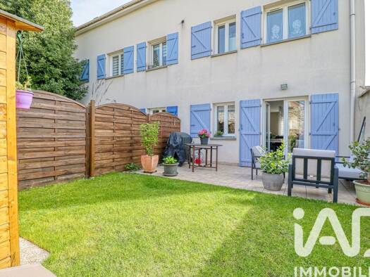Triplex à vendre 279 000 € 5 pièces 3 chambres 82 m² Étage 1/2 Le Clos Saint Pierre Pierrelaye 95480